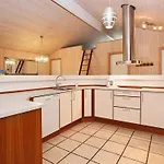 10 Person In Gilleleje-by Traum Gilleleje